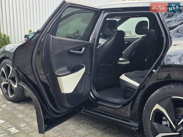 Черный Киа EV6, объемом двигателя 0 л и пробегом 55 тыс. км за 25500 $, фото 89 на Automoto.ua