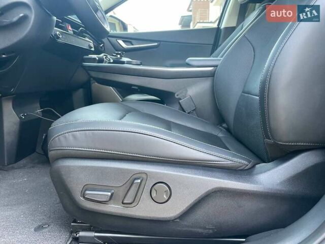 Черный Киа EV6, объемом двигателя 0 л и пробегом 55 тыс. км за 25700 $, фото 109 на Automoto.ua