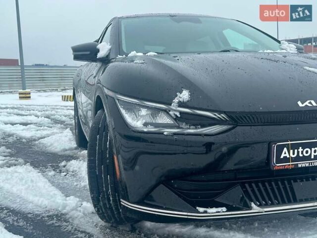 Чорний Кіа EV6, об'ємом двигуна 0 л та пробігом 59 тис. км за 25340 $, фото 14 на Automoto.ua
