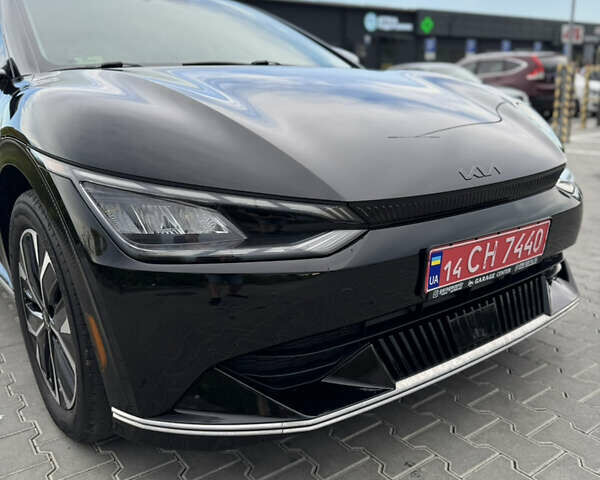 Черный Киа EV6, объемом двигателя 0 л и пробегом 61 тыс. км за 24500 $, фото 20 на Automoto.ua