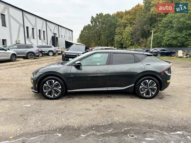 Черный Киа EV6, объемом двигателя 0 л и пробегом 123 тыс. км за 18900 $, фото 12 на Automoto.ua