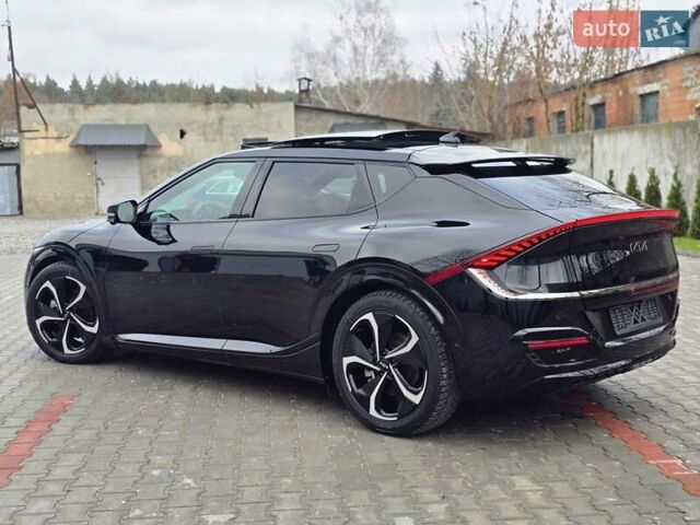 Черный Киа EV6, объемом двигателя 0 л и пробегом 55 тыс. км за 25500 $, фото 9 на Automoto.ua