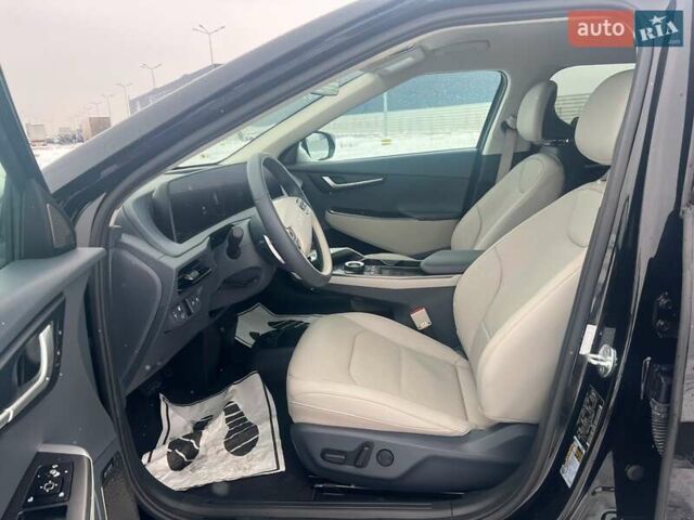 Чорний Кіа EV6, об'ємом двигуна 0 л та пробігом 59 тис. км за 25340 $, фото 33 на Automoto.ua