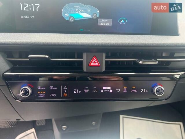 Чорний Кіа EV6, об'ємом двигуна 0 л та пробігом 59 тис. км за 25340 $, фото 23 на Automoto.ua