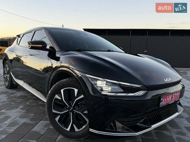 Черный Киа EV6, объемом двигателя 0 л и пробегом 129 тыс. км за 24999 $, фото 26 на Automoto.ua