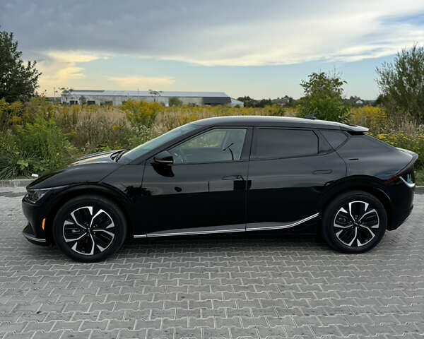 Черный Киа EV6, объемом двигателя 0 л и пробегом 61 тыс. км за 24500 $, фото 8 на Automoto.ua