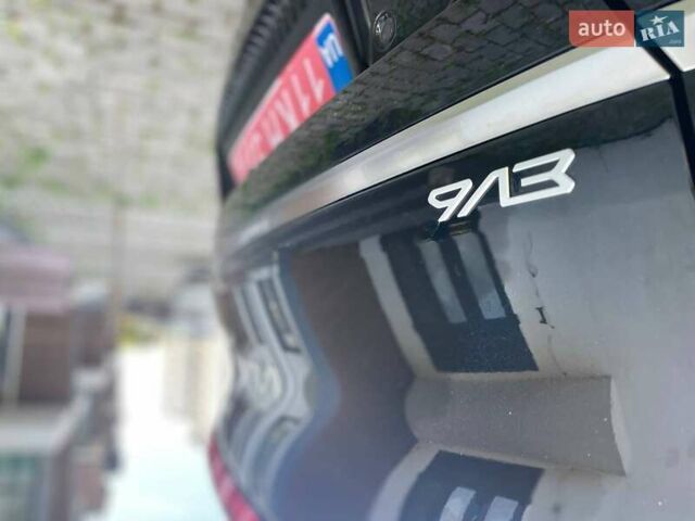 Черный Киа EV6, объемом двигателя 0 л и пробегом 55 тыс. км за 25700 $, фото 5 на Automoto.ua