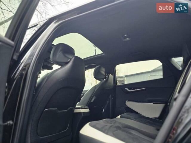 Черный Киа EV6, объемом двигателя 0 л и пробегом 55 тыс. км за 25500 $, фото 92 на Automoto.ua