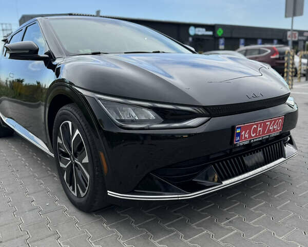Черный Киа EV6, объемом двигателя 0 л и пробегом 61 тыс. км за 24500 $, фото 21 на Automoto.ua