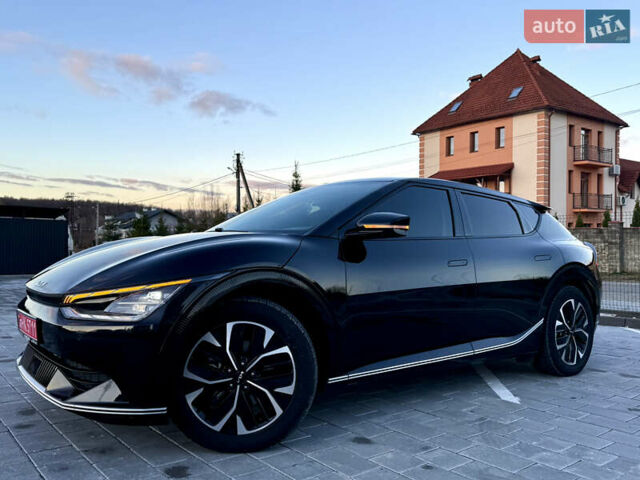 Черный Киа EV6, объемом двигателя 0 л и пробегом 129 тыс. км за 25555 $, фото 4 на Automoto.ua