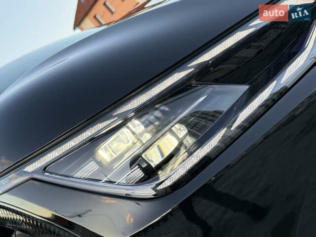 Черный Киа EV6, объемом двигателя 0 л и пробегом 129 тыс. км за 25555 $, фото 6 на Automoto.ua