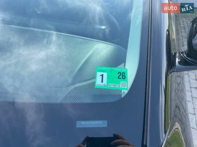 Черный Киа EV6, объемом двигателя 0 л и пробегом 55 тыс. км за 25700 $, фото 31 на Automoto.ua