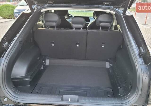 Черный Киа EV6, объемом двигателя 0 л и пробегом 51 тыс. км за 27200 $, фото 12 на Automoto.ua