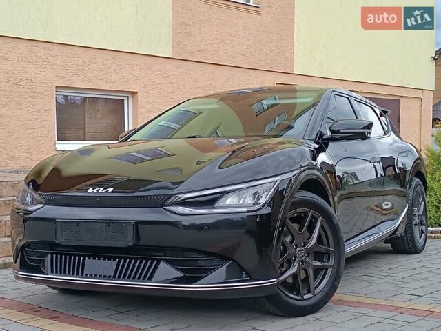 Черный Киа EV6, объемом двигателя 0 л и пробегом 104 тыс. км за 28550 $, фото 3 на Automoto.ua