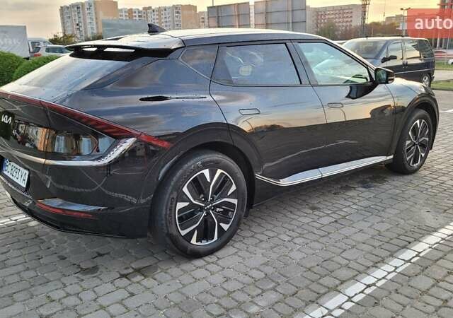 Черный Киа EV6, объемом двигателя 0 л и пробегом 51 тыс. км за 27200 $, фото 5 на Automoto.ua