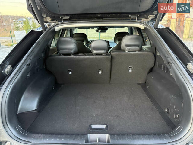 Черный Киа EV6, объемом двигателя 0 л и пробегом 129 тыс. км за 25555 $, фото 52 на Automoto.ua