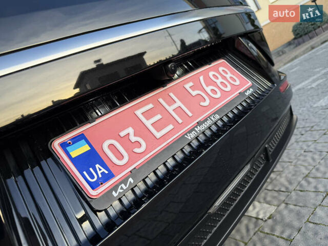 Черный Киа EV6, объемом двигателя 0 л и пробегом 59 тыс. км за 25799 $, фото 19 на Automoto.ua