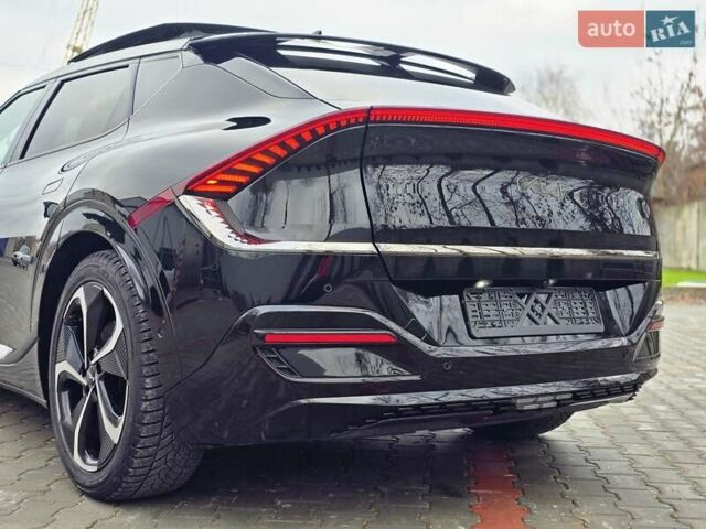 Черный Киа EV6, объемом двигателя 0 л и пробегом 55 тыс. км за 25500 $, фото 32 на Automoto.ua