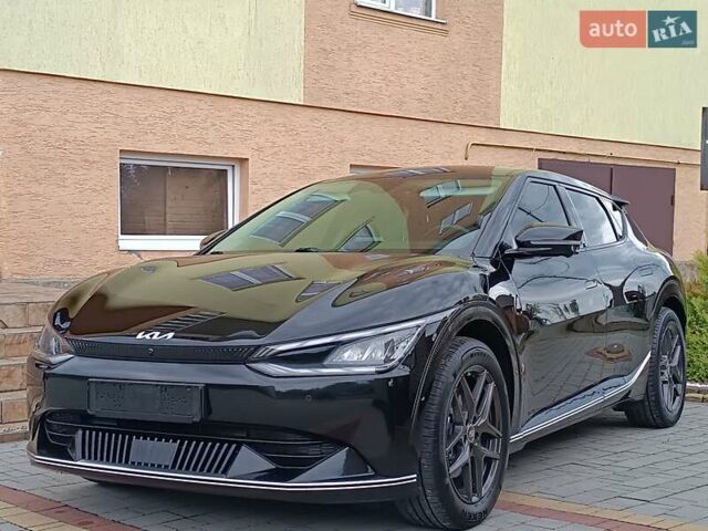 Черный Киа EV6, объемом двигателя 0 л и пробегом 104 тыс. км за 28550 $, фото 5 на Automoto.ua