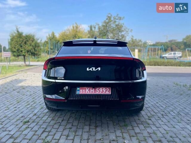Черный Киа EV6, объемом двигателя 0 л и пробегом 55 тыс. км за 25700 $, фото 22 на Automoto.ua
