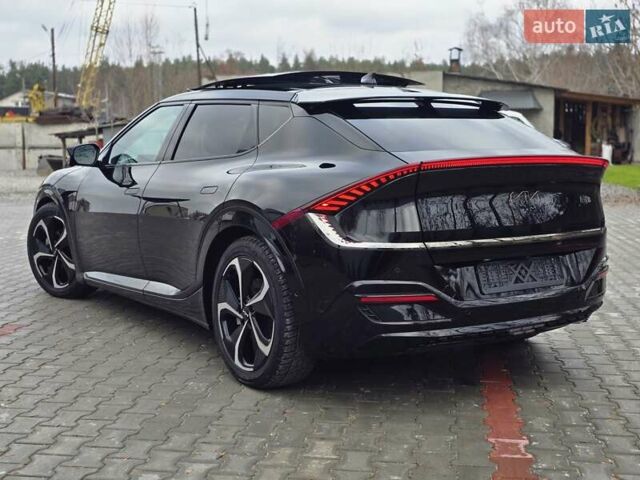 Черный Киа EV6, объемом двигателя 0 л и пробегом 55 тыс. км за 25500 $, фото 10 на Automoto.ua