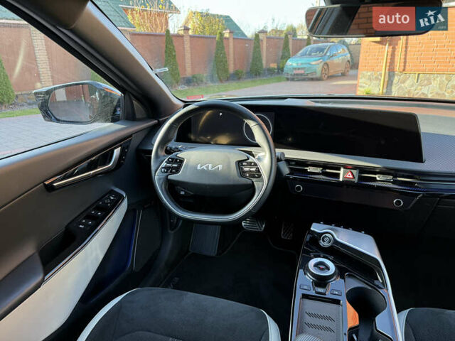 Черный Киа EV6, объемом двигателя 0 л и пробегом 80 тыс. км за 22900 $, фото 68 на Automoto.ua