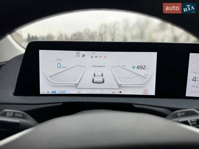 Чорний Кіа EV6, об'ємом двигуна 0 л та пробігом 7 тис. км за 26999 $, фото 17 на Automoto.ua