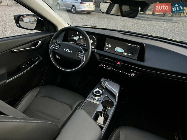 Черный Киа EV6, объемом двигателя 0 л и пробегом 28 тыс. км за 24500 $, фото 32 на Automoto.ua