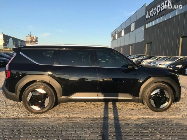 Черный Киа EV6, объемом двигателя 0 л и пробегом 23 тыс. км за 43590 $, фото 2 на Automoto.ua