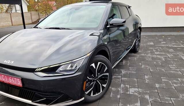 Черный Киа EV6, объемом двигателя 0 л и пробегом 76 тыс. км за 23900 $, фото 71 на Automoto.ua