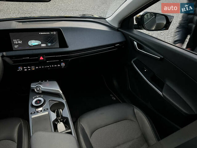 Черный Киа EV6, объемом двигателя 0 л и пробегом 28 тыс. км за 24500 $, фото 34 на Automoto.ua