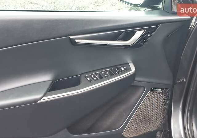 Черный Киа EV6, объемом двигателя 0 л и пробегом 73 тыс. км за 23000 $, фото 14 на Automoto.ua