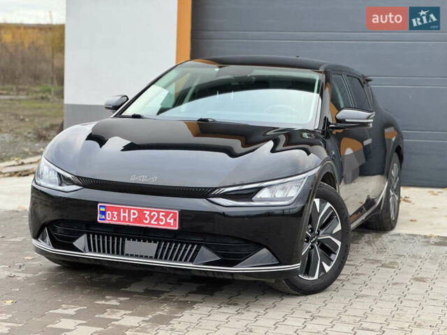 Черный Киа EV6, объемом двигателя 0 л и пробегом 77 тыс. км за 26000 $, фото 7 на Automoto.ua