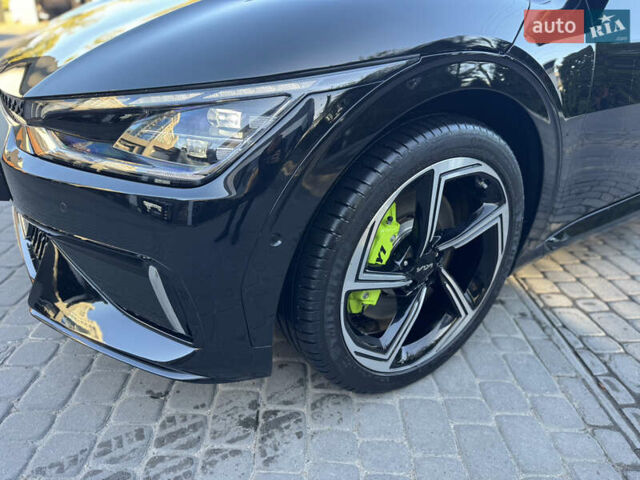 Черный Киа EV6, объемом двигателя 0 л и пробегом 49 тыс. км за 34500 $, фото 32 на Automoto.ua