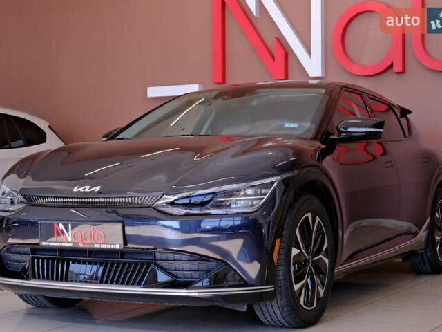 Черный Киа EV6, объемом двигателя 0 л и пробегом 29 тыс. км за 24900 $, фото 4 на Automoto.ua