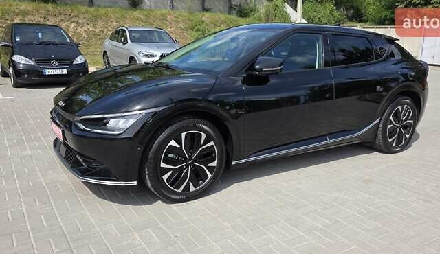 Черный Киа EV6, объемом двигателя 0 л и пробегом 21 тыс. км за 27999 $, фото 42 на Automoto.ua