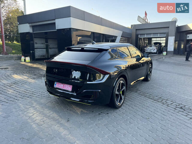 Черный Киа EV6, объемом двигателя 0 л и пробегом 49 тыс. км за 34500 $, фото 12 на Automoto.ua