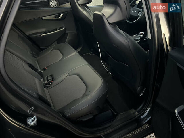 Черный Киа EV6, объемом двигателя 0 л и пробегом 28 тыс. км за 24500 $, фото 30 на Automoto.ua