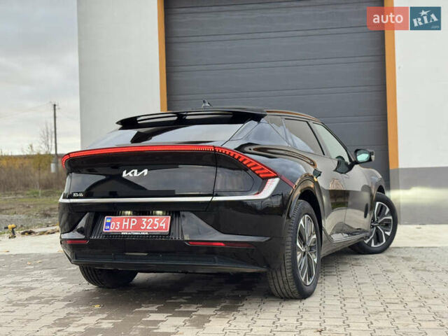 Черный Киа EV6, объемом двигателя 0 л и пробегом 77 тыс. км за 26000 $, фото 11 на Automoto.ua