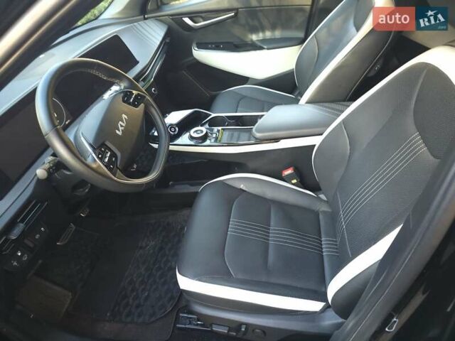 Черный Киа EV6, объемом двигателя 0 л и пробегом 29 тыс. км за 28900 $, фото 15 на Automoto.ua