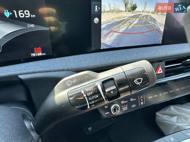 Черный Киа EV6, объемом двигателя 0 л и пробегом 76 тыс. км за 23800 $, фото 21 на Automoto.ua
