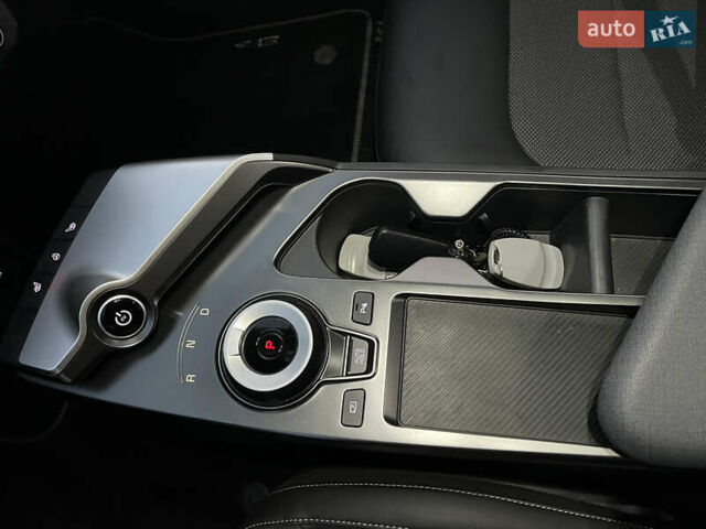 Черный Киа EV6, объемом двигателя 0 л и пробегом 28 тыс. км за 24500 $, фото 43 на Automoto.ua