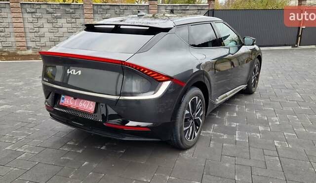 Черный Киа EV6, объемом двигателя 0 л и пробегом 76 тыс. км за 23900 $, фото 29 на Automoto.ua