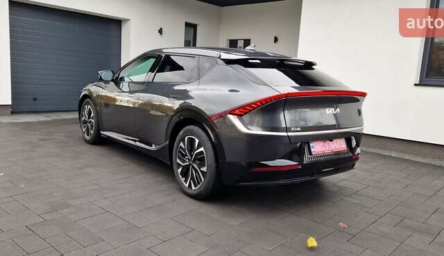 Черный Киа EV6, объемом двигателя 0 л и пробегом 76 тыс. км за 23900 $, фото 67 на Automoto.ua