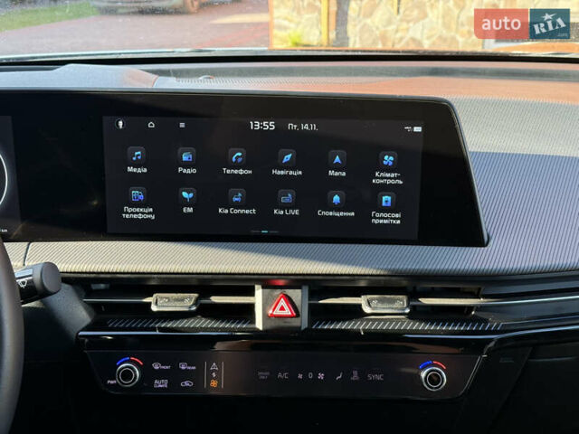 Черный Киа EV6, объемом двигателя 0 л и пробегом 80 тыс. км за 22900 $, фото 85 на Automoto.ua