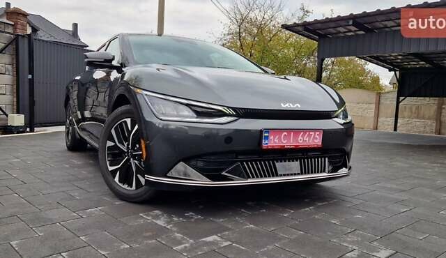 Черный Киа EV6, объемом двигателя 0 л и пробегом 76 тыс. км за 23900 $, фото 47 на Automoto.ua