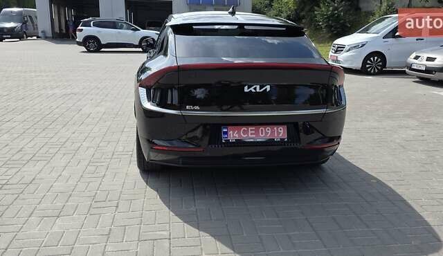 Черный Киа EV6, объемом двигателя 0 л и пробегом 21 тыс. км за 27999 $, фото 29 на Automoto.ua