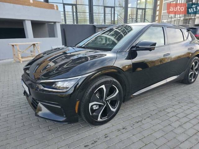 Черный Киа EV6, объемом двигателя 0 л и пробегом 29 тыс. км за 28900 $, фото 7 на Automoto.ua
