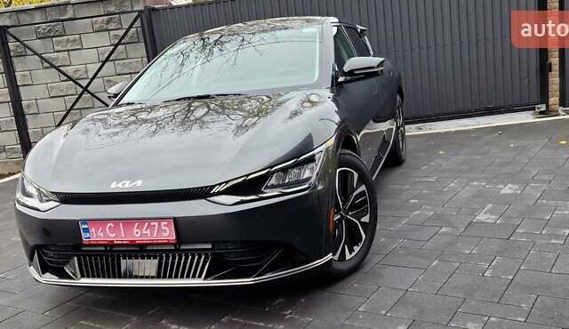 Черный Киа EV6, объемом двигателя 0 л и пробегом 76 тыс. км за 23900 $, фото 17 на Automoto.ua