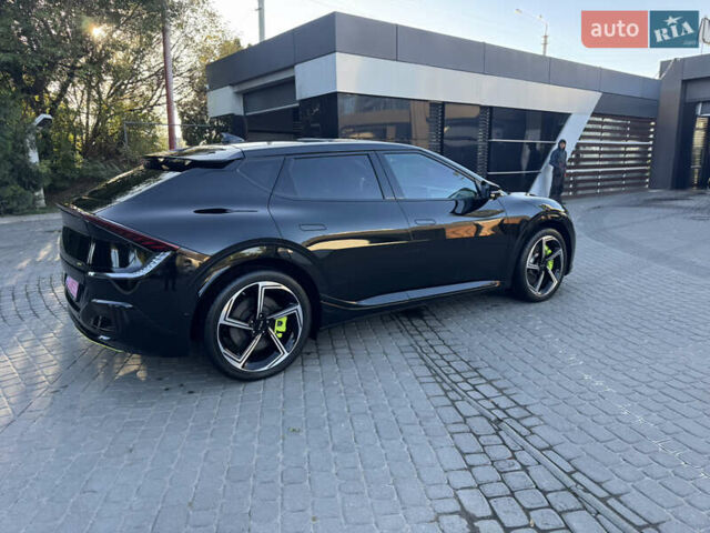 Черный Киа EV6, объемом двигателя 0 л и пробегом 49 тыс. км за 34500 $, фото 10 на Automoto.ua